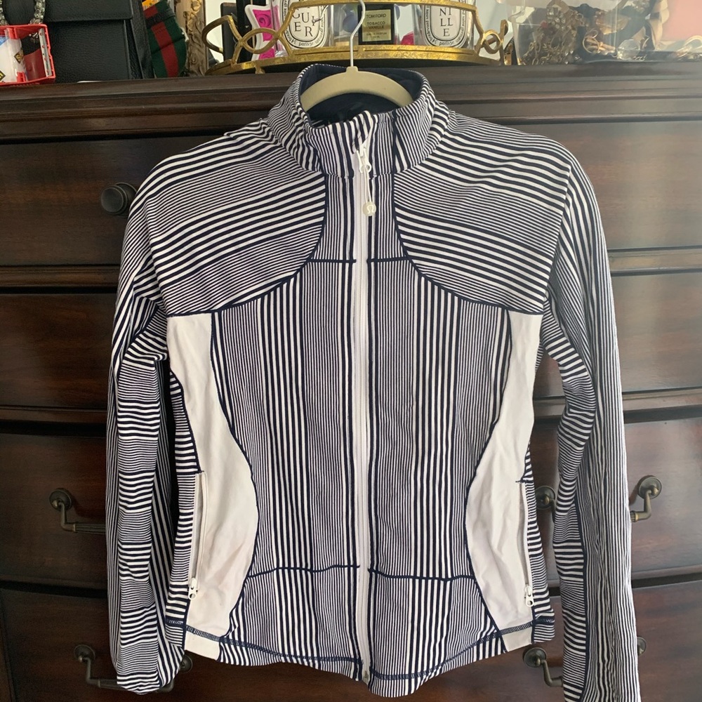 Lulu Lemon Zip up jacket